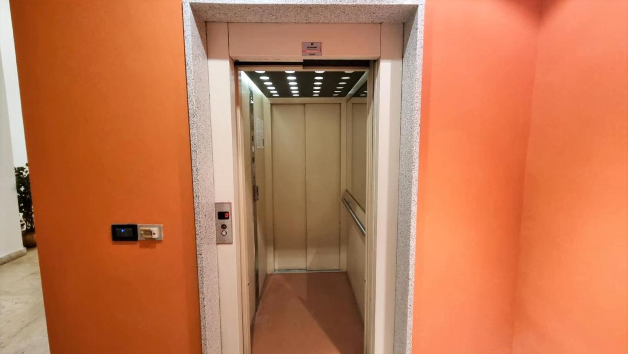 Palazzo Crispi - Boutique Apartment Trieste Esterno foto
